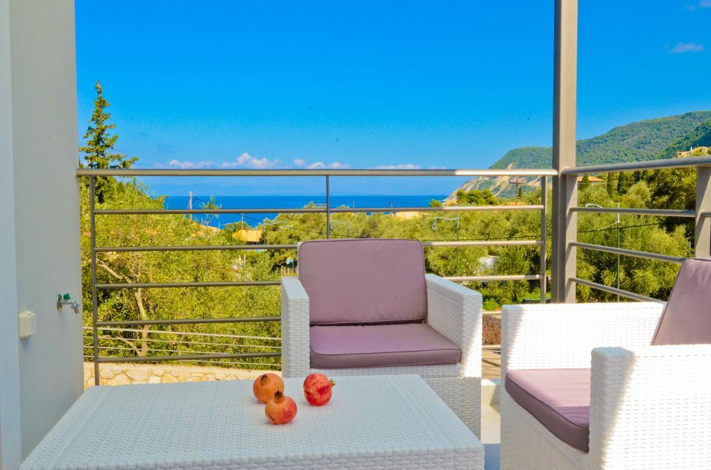 Katerina'S Village Ayios Nikitas Bagian luar foto